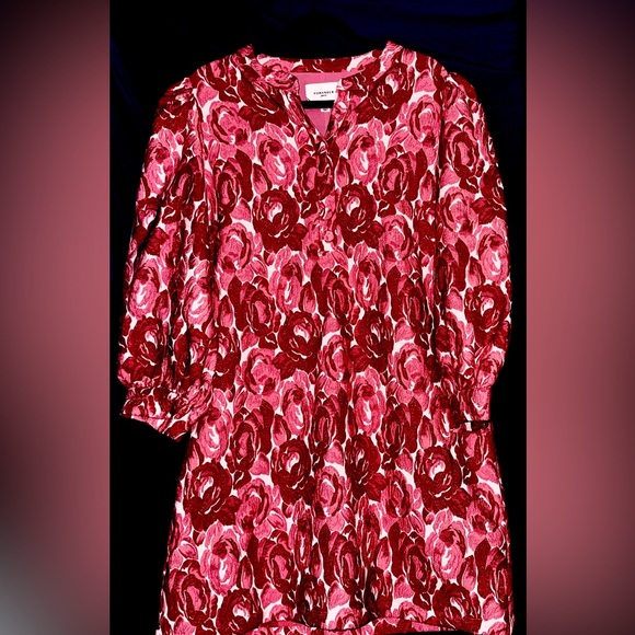 Pomander Place Pink and Red Floral Tunic - Picture 2 of 6